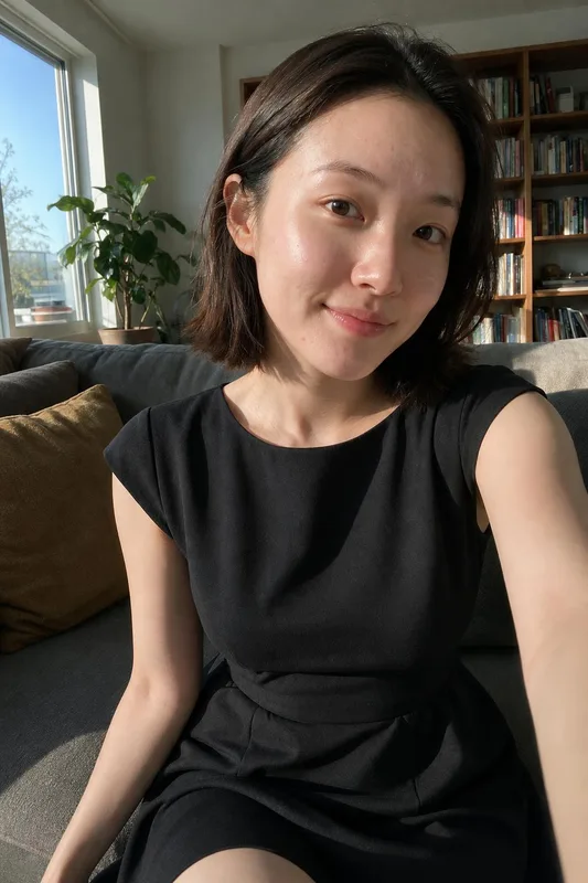 AI outfit try-on: woman wearing a little black dress